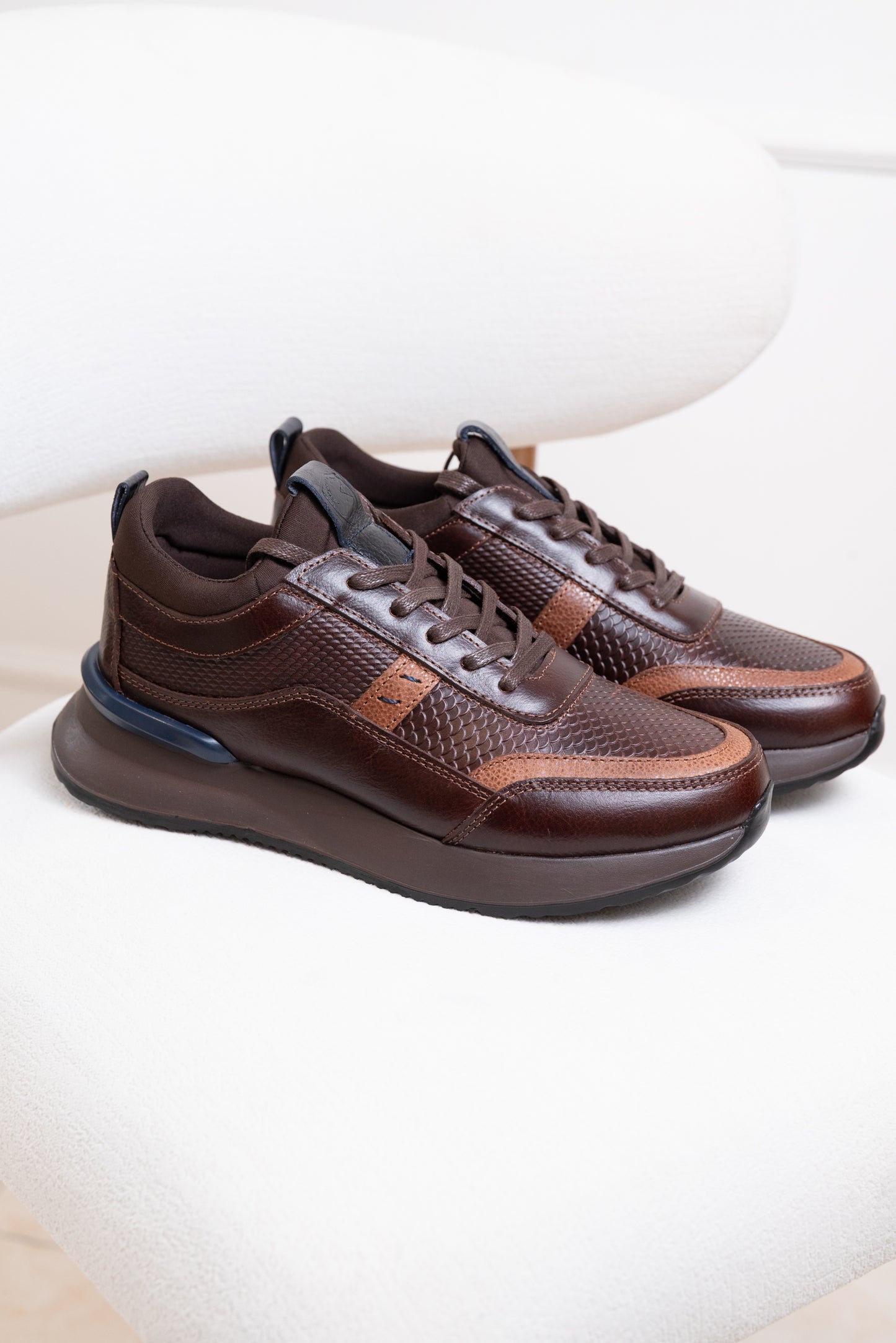 TENIS EN CUERO PARA HOMBRE | RAIN - COLOR: COÑAC