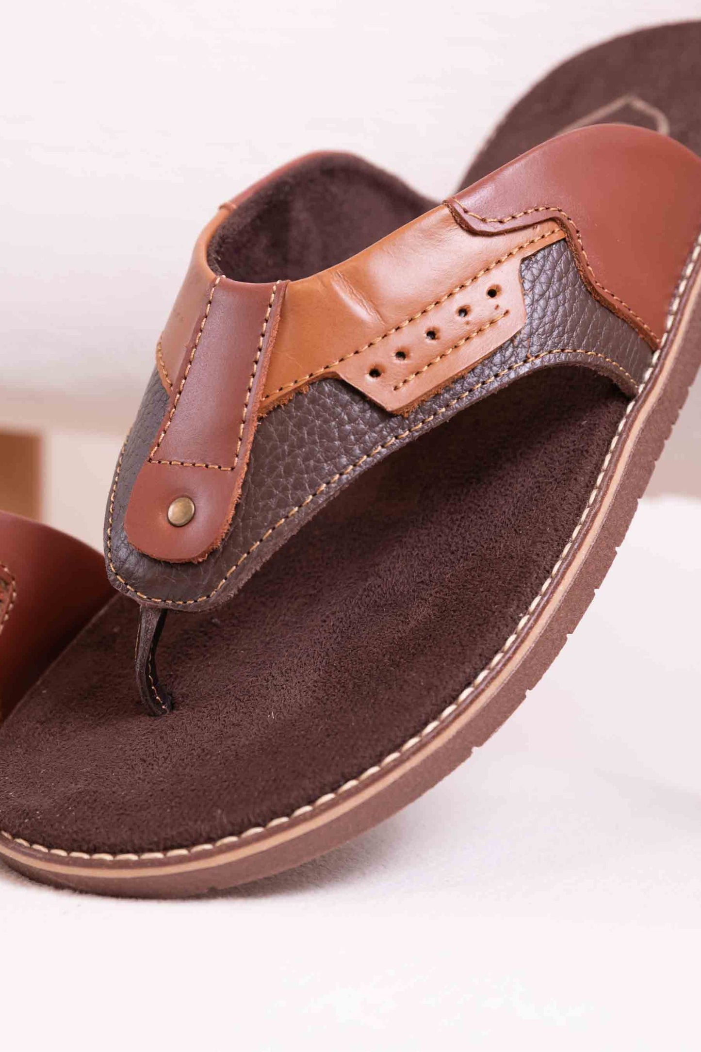 SANDALIA PARA HOMBRE EN CUERO|RF:BIZARRO ROMA MIEL -2360