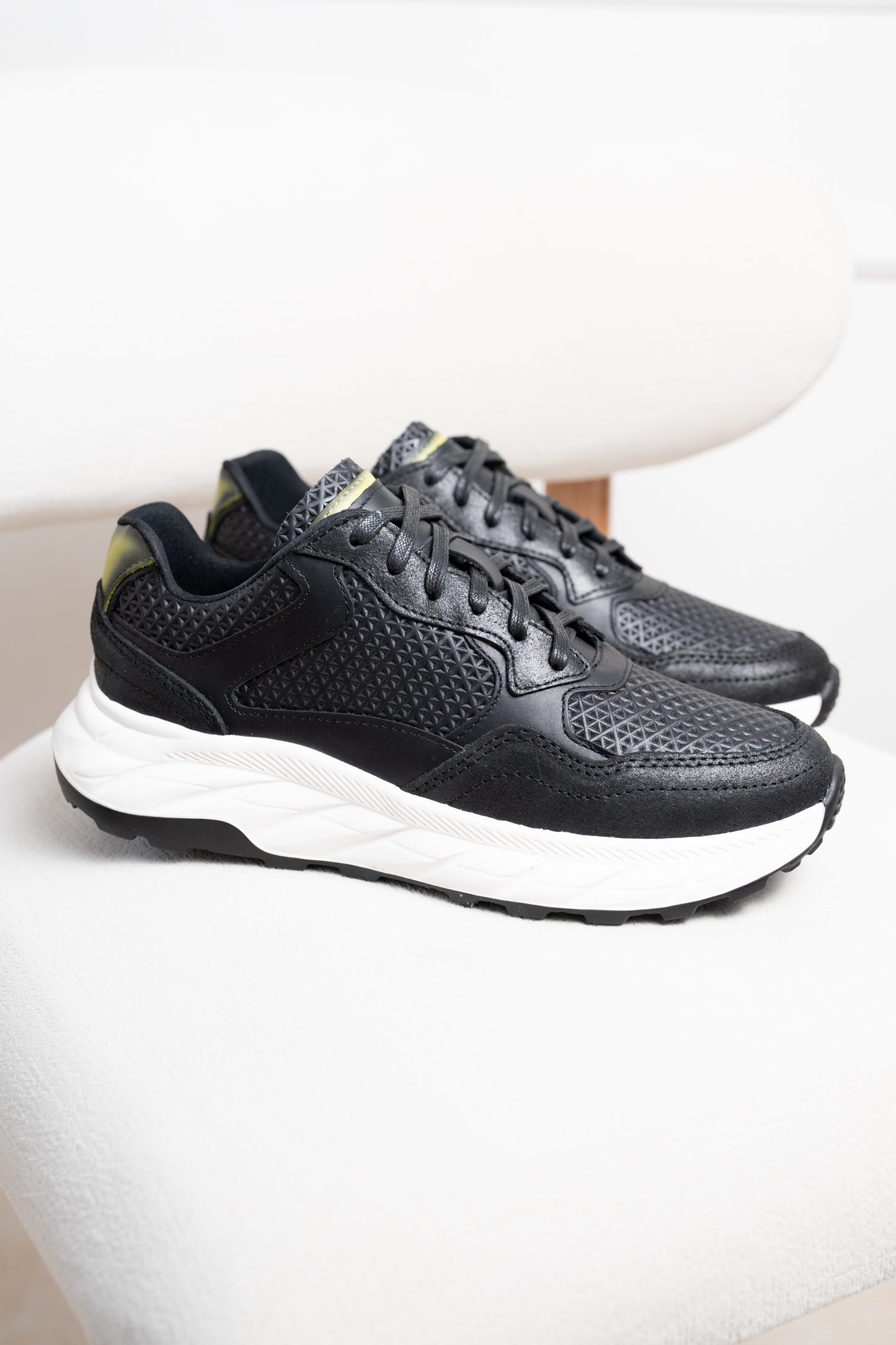 TENIS EN CUERO PARA HOMBRE | RF :TINJACA