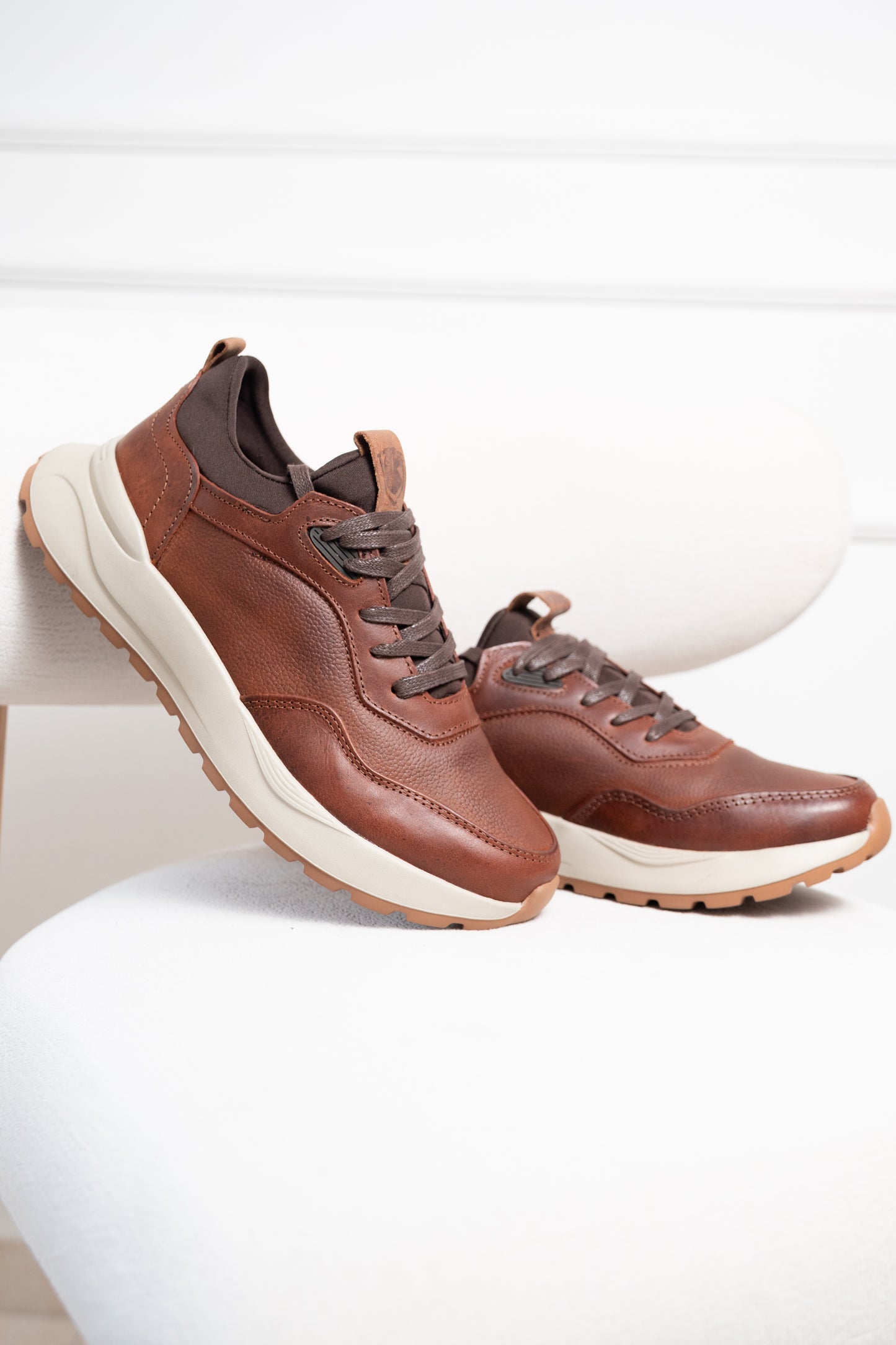 TENIS EN CUERO RUSTICO | RF :3308