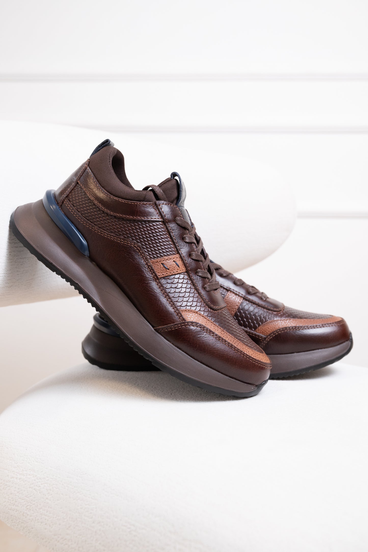 TENIS EN CUERO PARA HOMBRE | RAIN - COLOR: COÑAC
