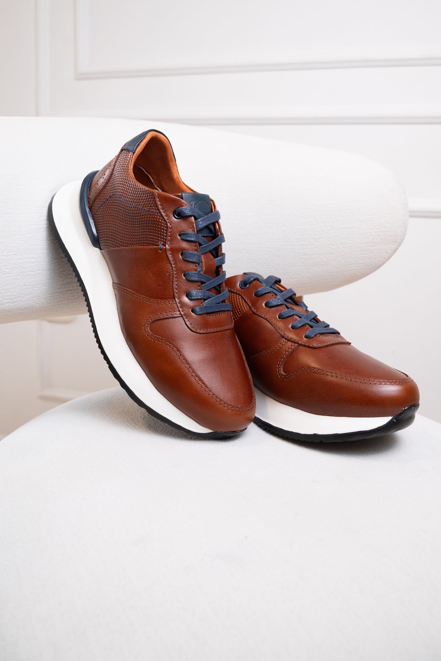 TENIS PARA HOMBRE EN CUERO | RF: BIZARRO NEIGHBOR - COÑAC