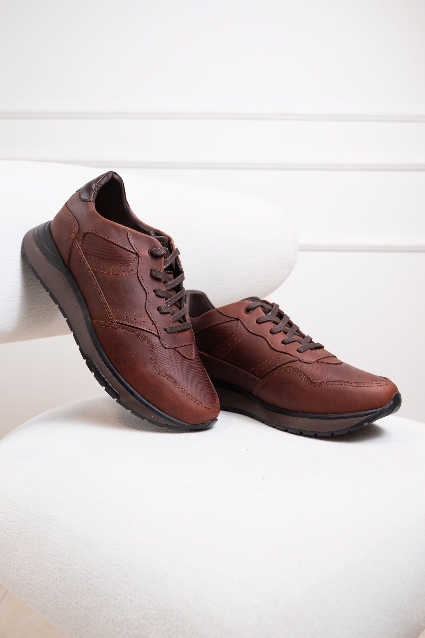 TENIS PARA HOMBRE EN CUERO | RF: BIZARRO RETRO- COÑAC