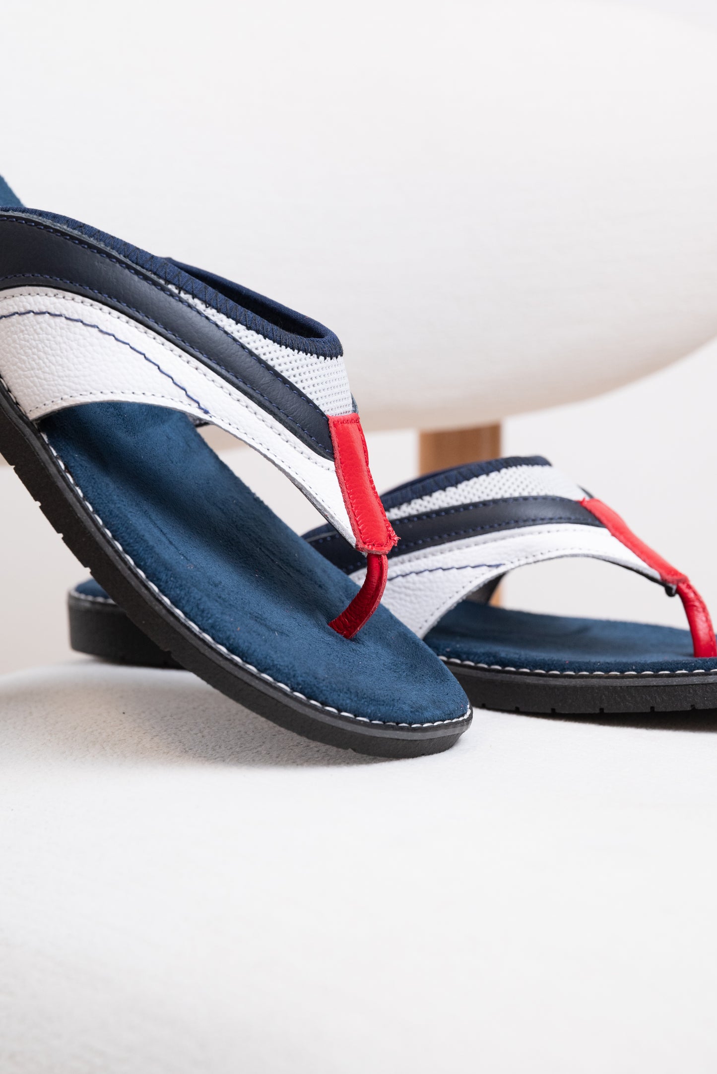 SANDALIA CUERO HOMBRE | GERENCY - COLOR: BLACO X AZUL