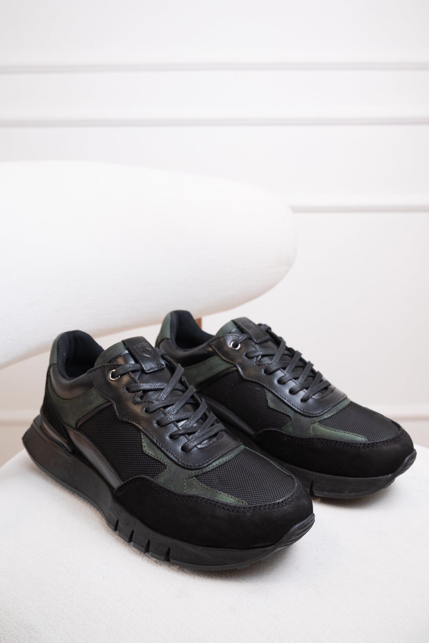 TENIS PARA HOMBRE EN CUERO | RF: BIZARRO MEREDID - NEGRO X VERDE