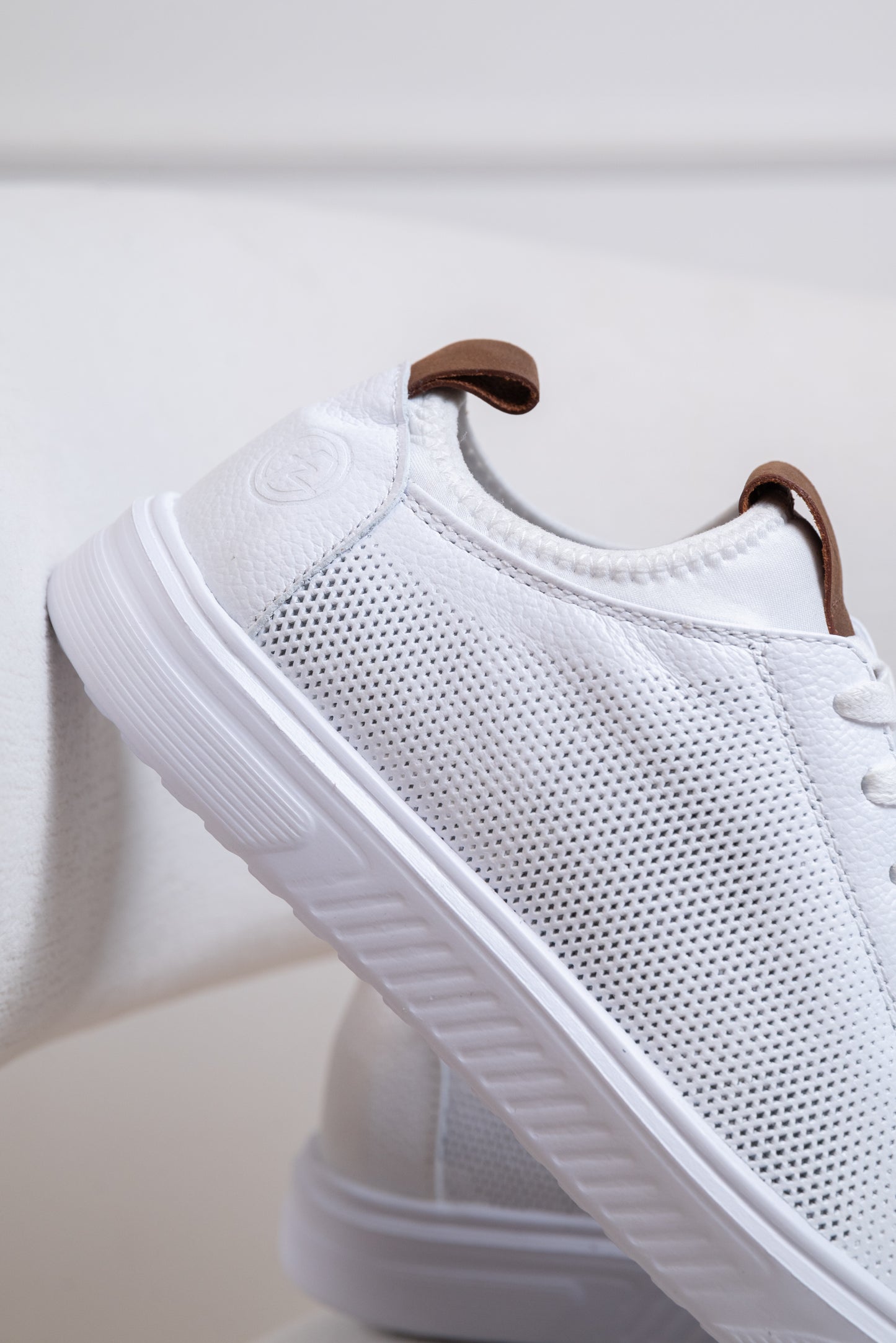 TENIS EN CUERO PARA HOMBRE I BIND COLOR: BLANCO