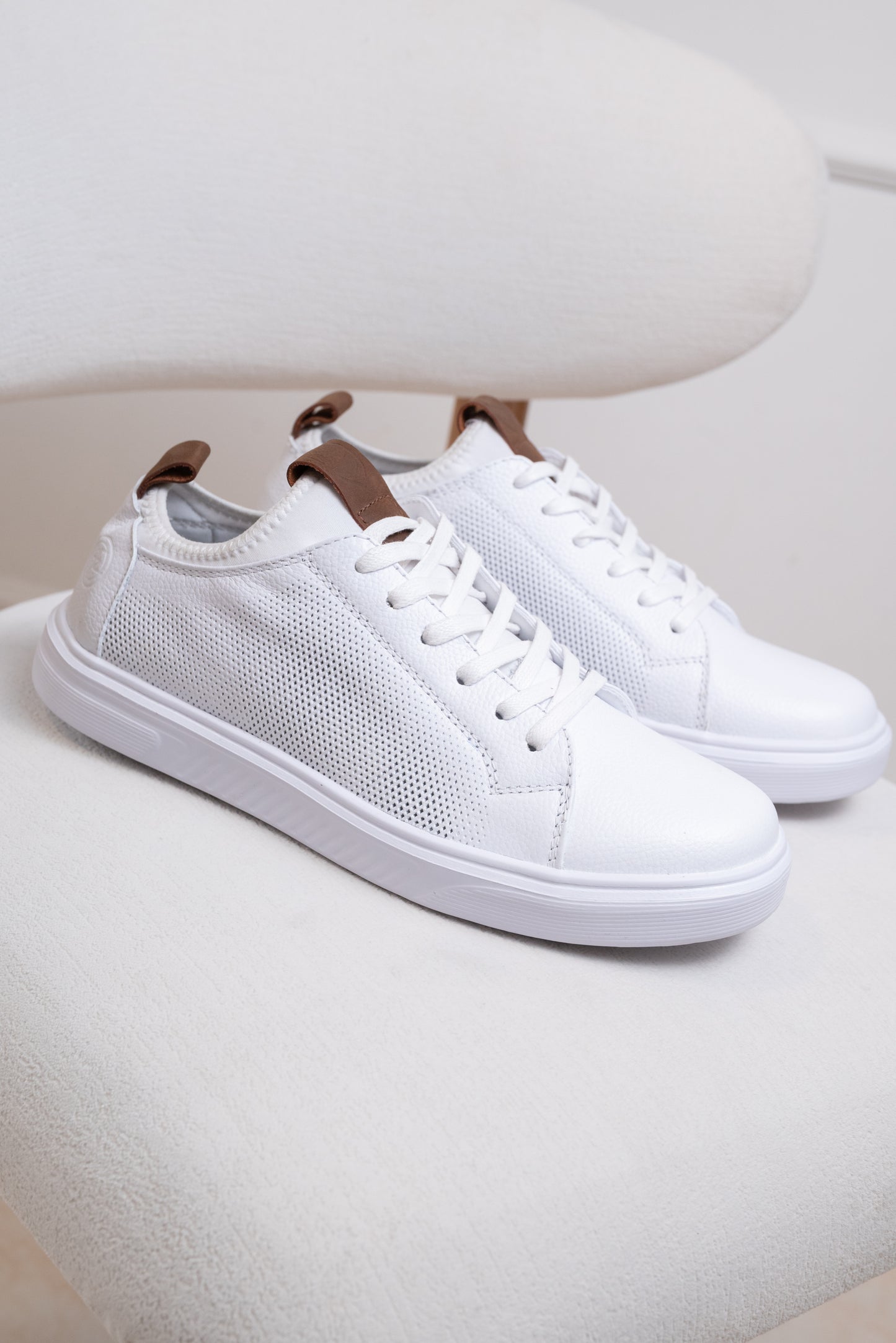 TENIS EN CUERO PARA HOMBRE I BIND COLOR: BLANCO