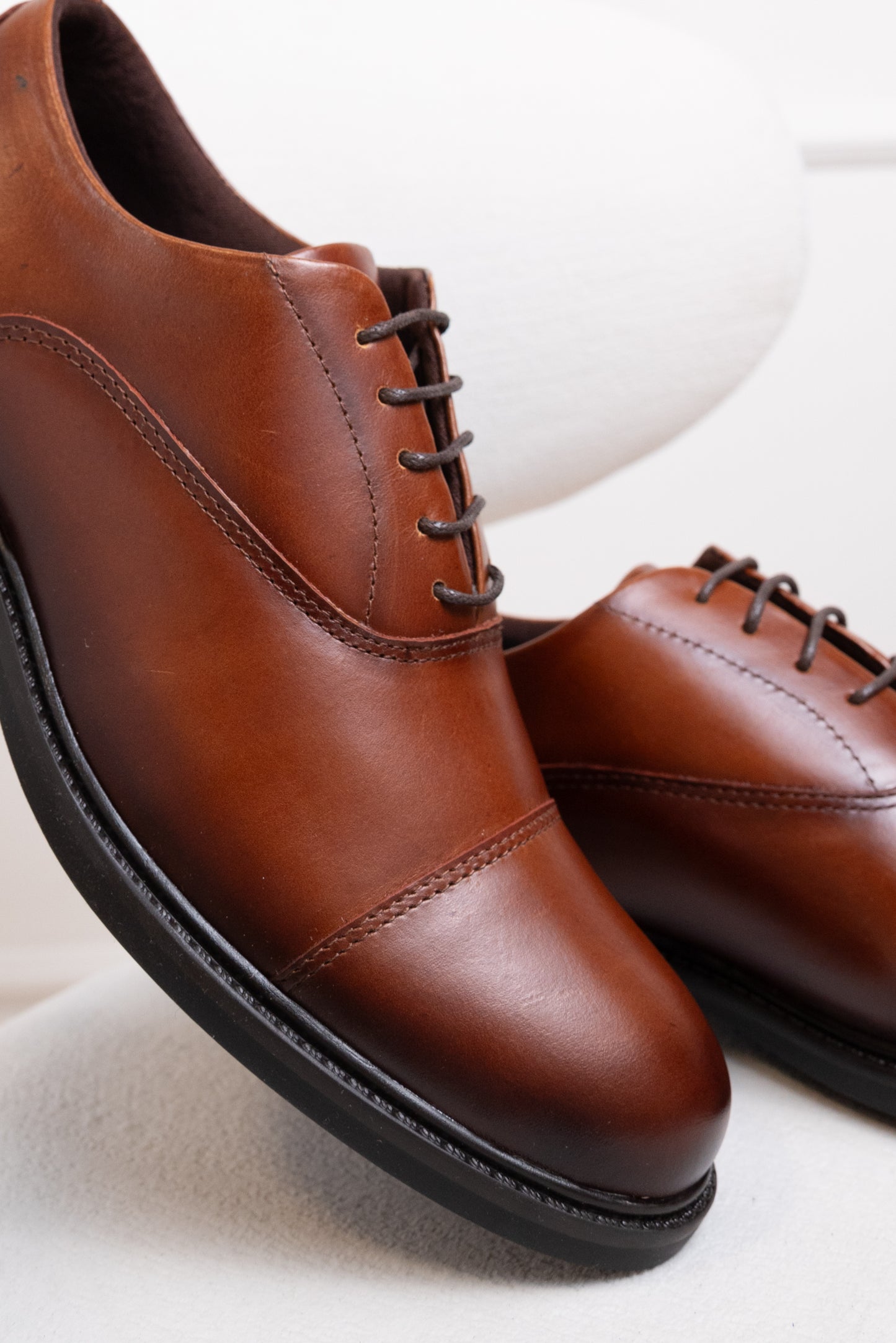 ELEGANTES EN CUERO PARA HOMBRE | RF: BIZARRO BORDELINE - ONOFRE MIEL
