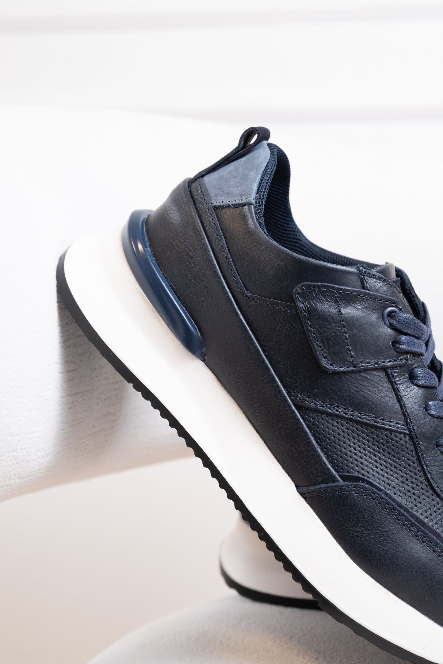 TENIS EN CUERO PARA HOMBRE | RF : ARTEMIS - AZUL - CR8