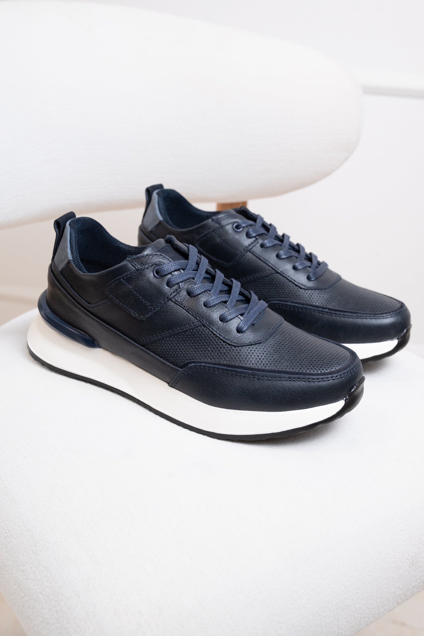 TENIS EN CUERO PARA HOMBRE | RF : ARTEMIS - AZUL - CR8