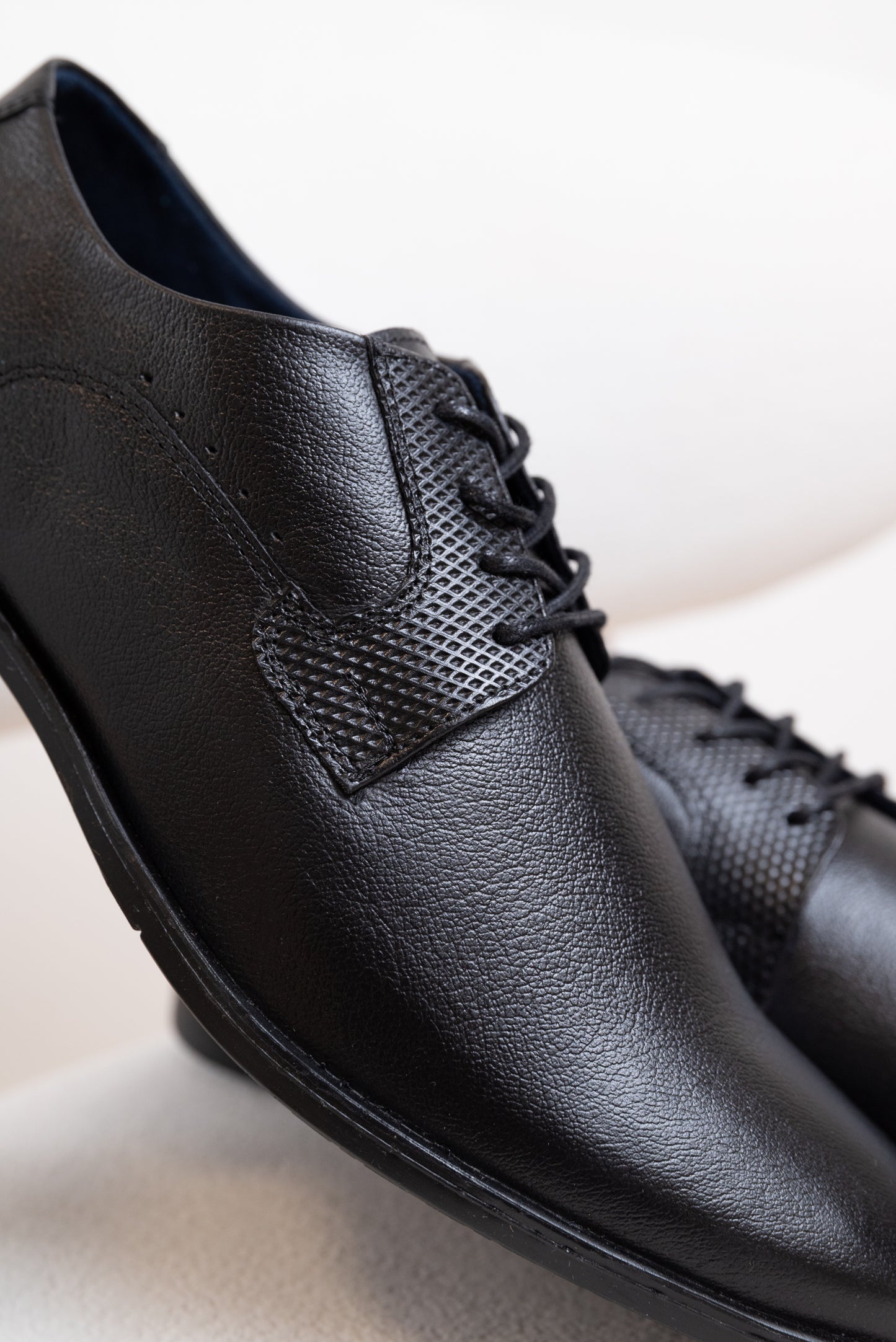 ELEGANTES EN CUERO PARA HOMBRE | RF: BIZARRO BOOM- NEGRO