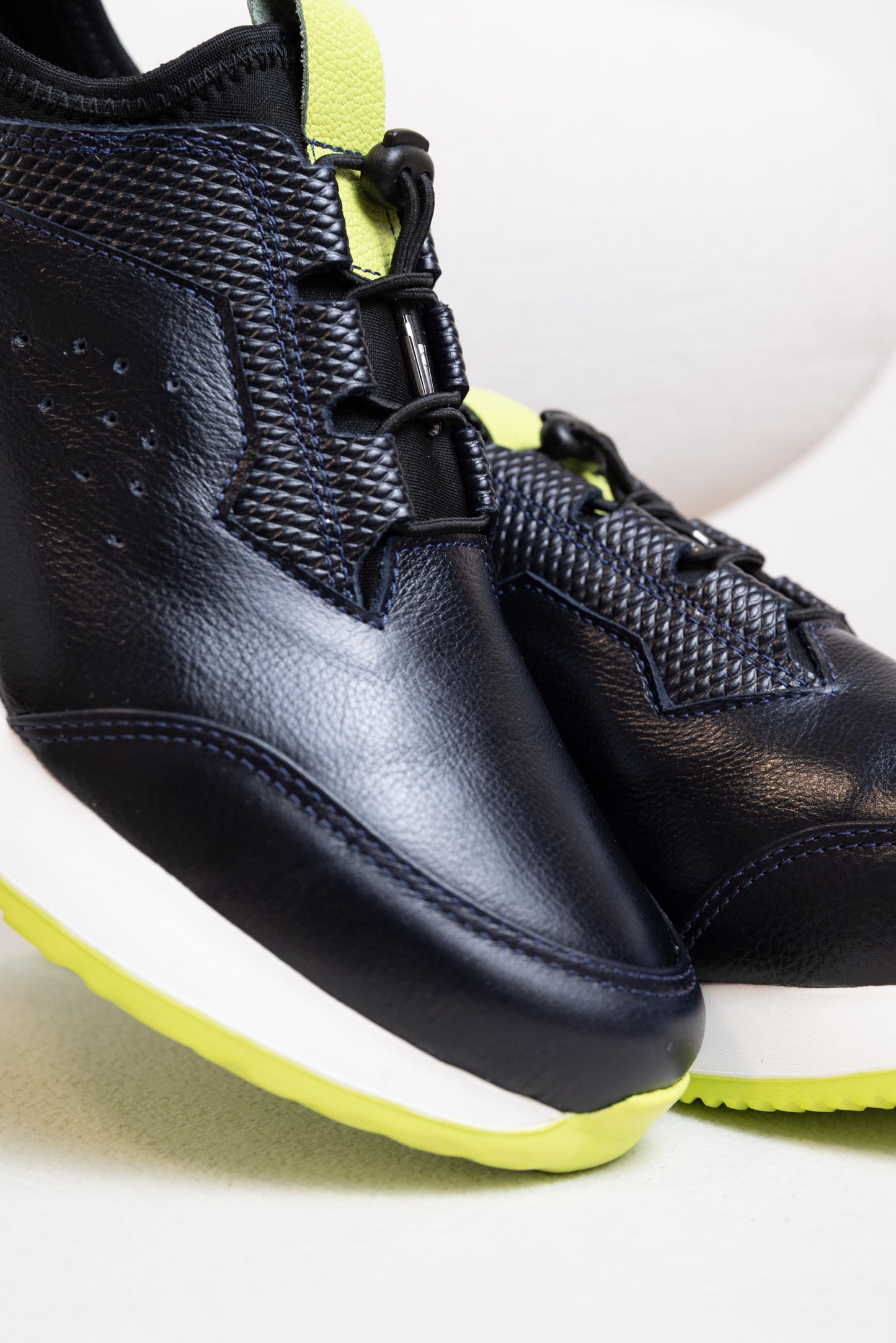 TENIS PARA HOMBRE EN CUERO | RF: ROTH - NEGRO X VERDE
