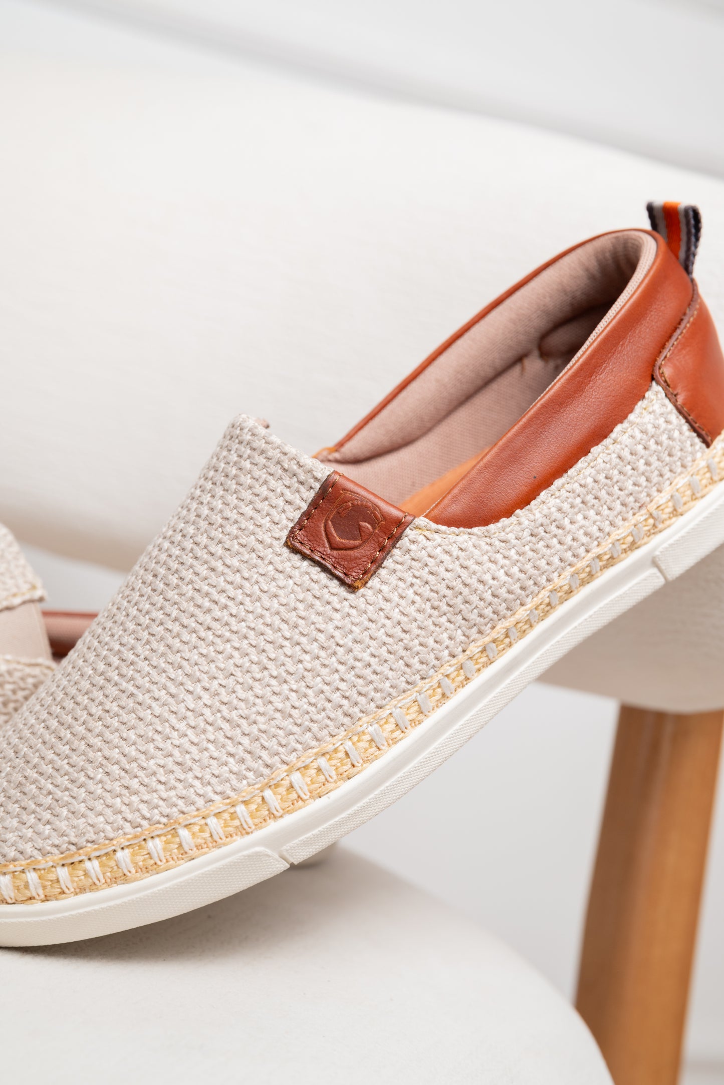 TENIS EN CUERO PARA HOMBRE  | RF : ALPARGATAS  867