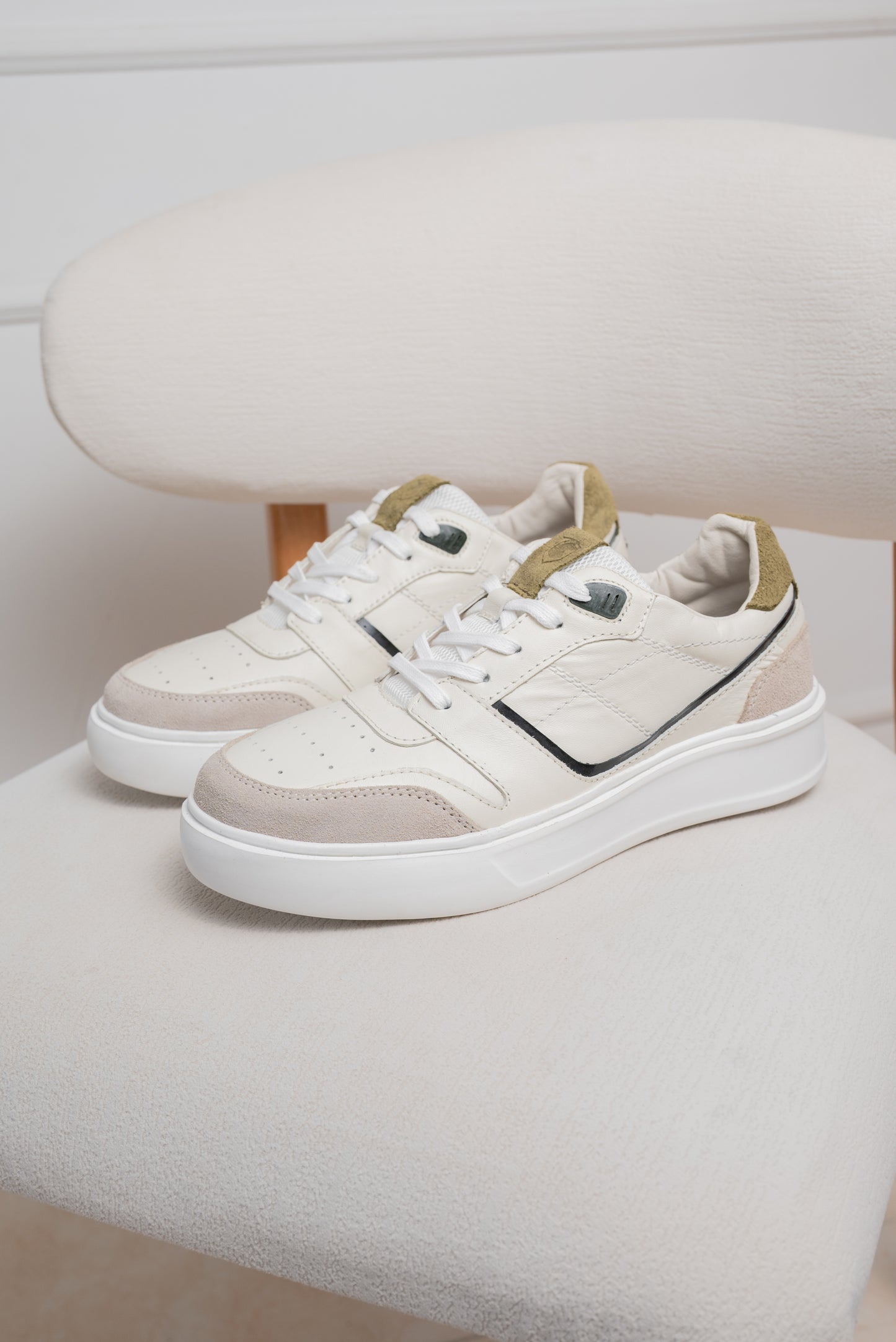 TENIS EN CUERO PARA HOMBRE  BLANCO| RF :314 CLK