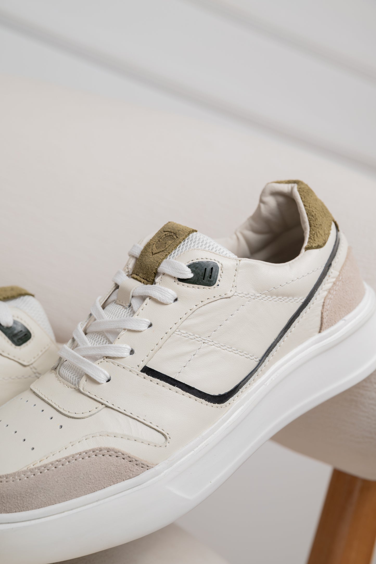 TENIS EN CUERO PARA HOMBRE  BLANCO| RF :314 CLK