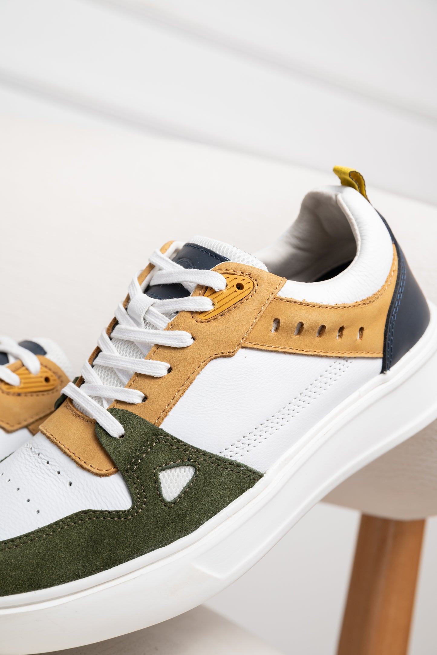 TENIS EN CUERO PARA HOMBRE  | RF : 2192 CLK