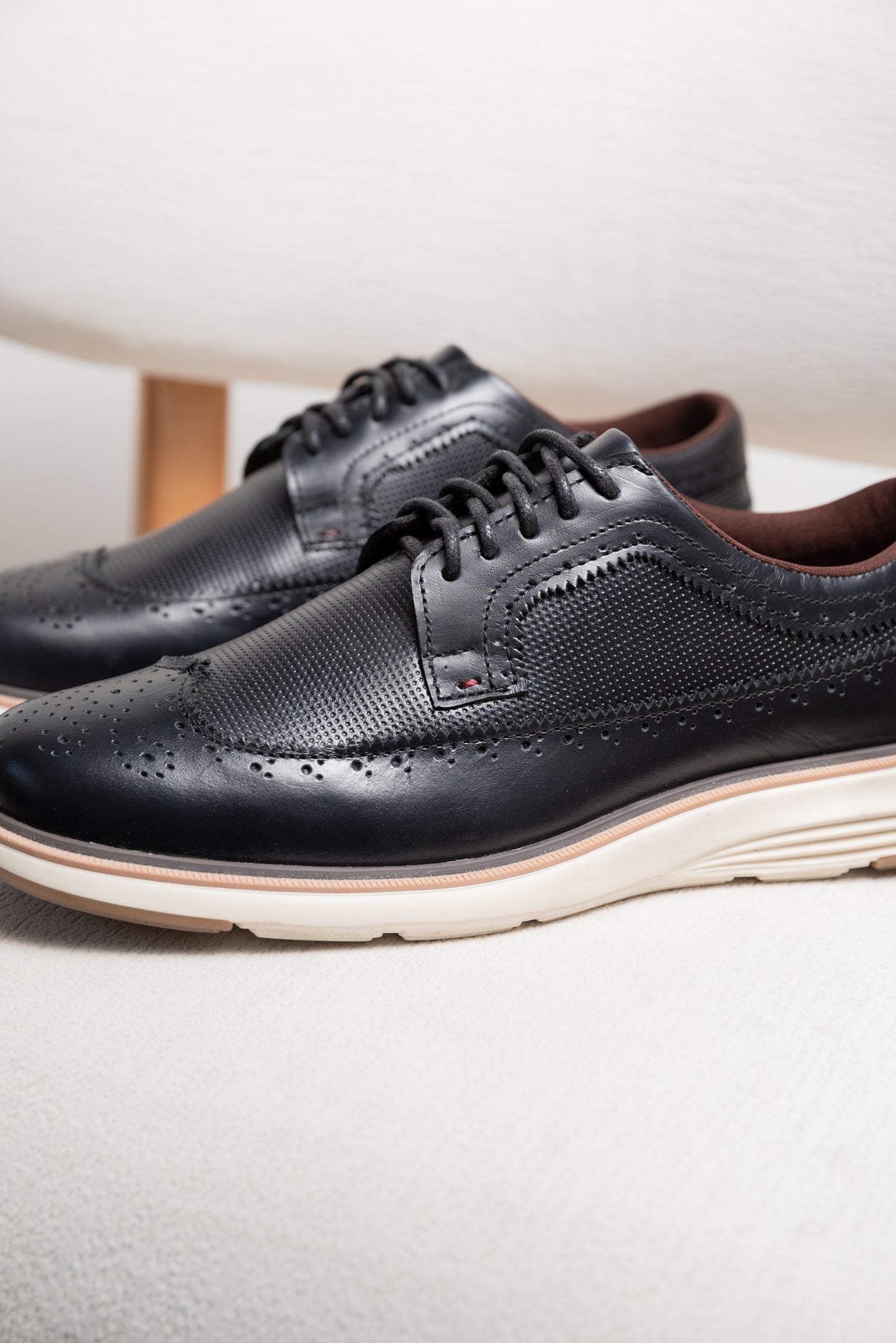 TENIS EN CUERO PARA HOMBRE  | RF : BOLIVAR TR NEGRO