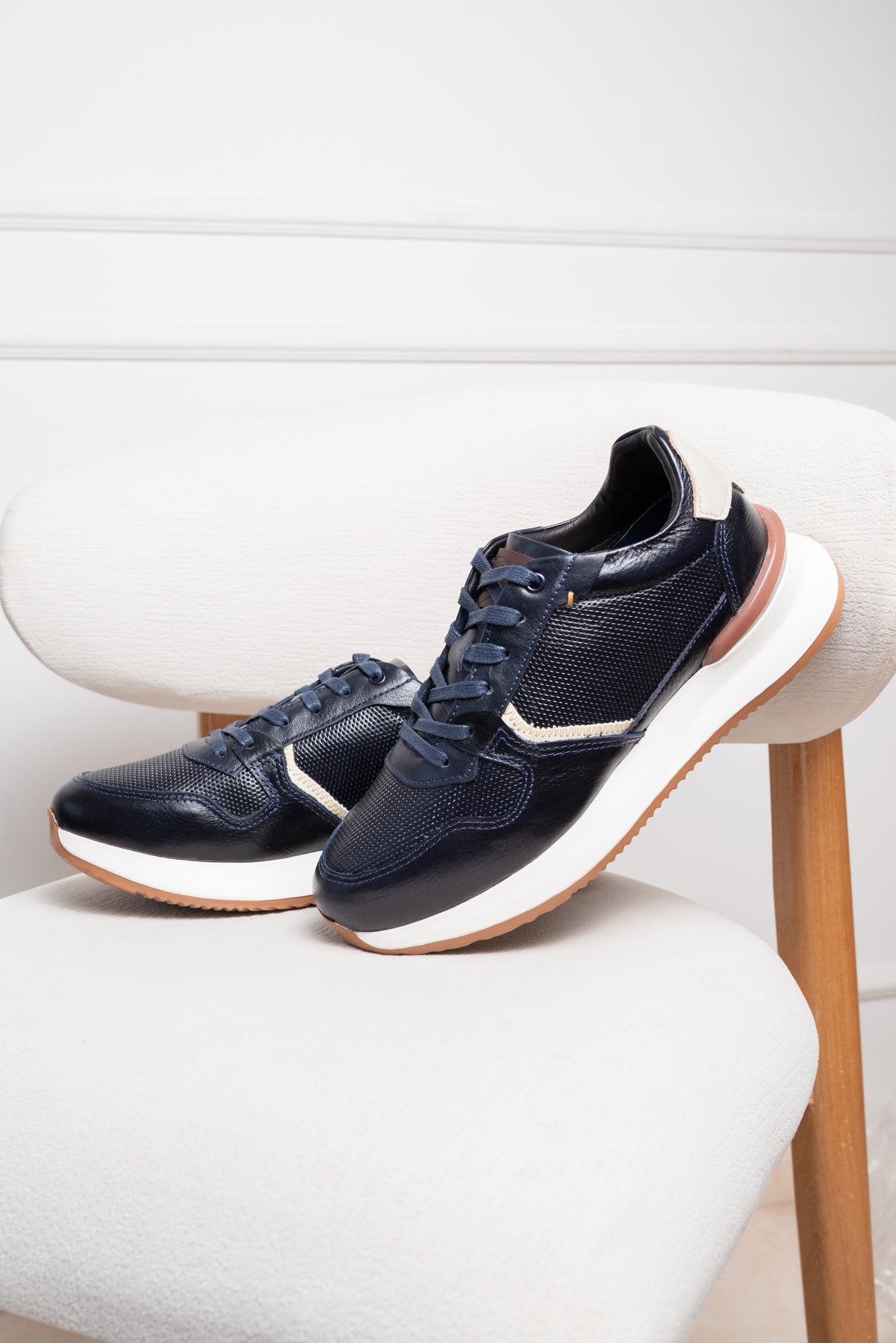 TENIS EN CUERO PARA HOMBRE RF: T-06