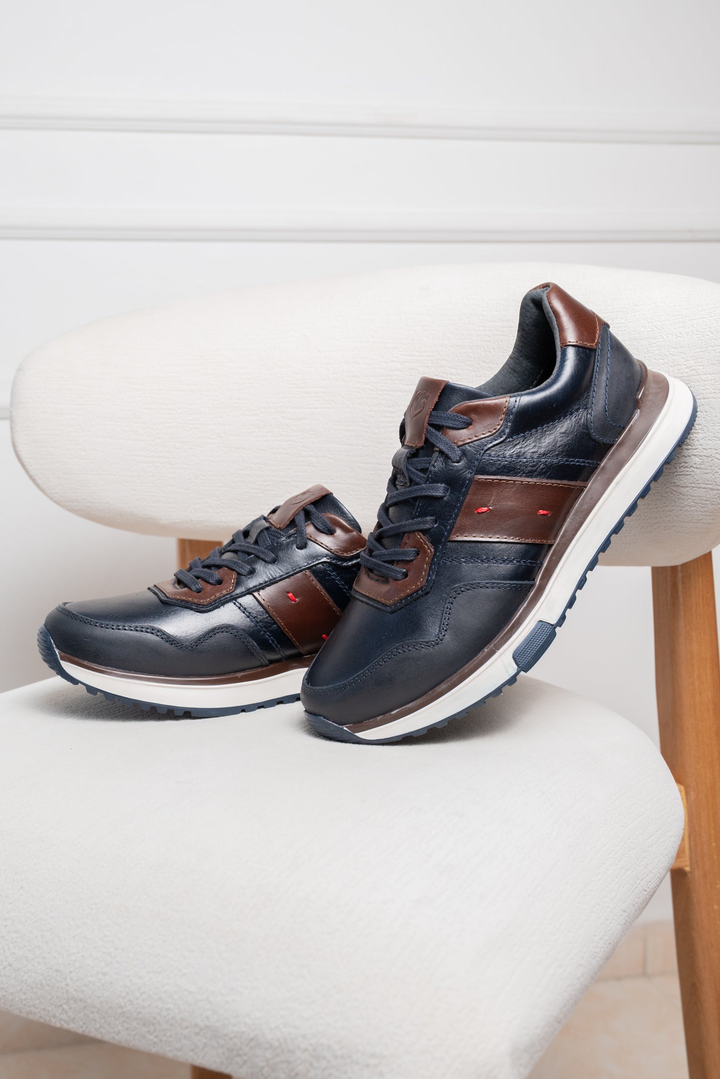 TENIS EN CUERO PARA HOMBRE  | RF : 313 CLK