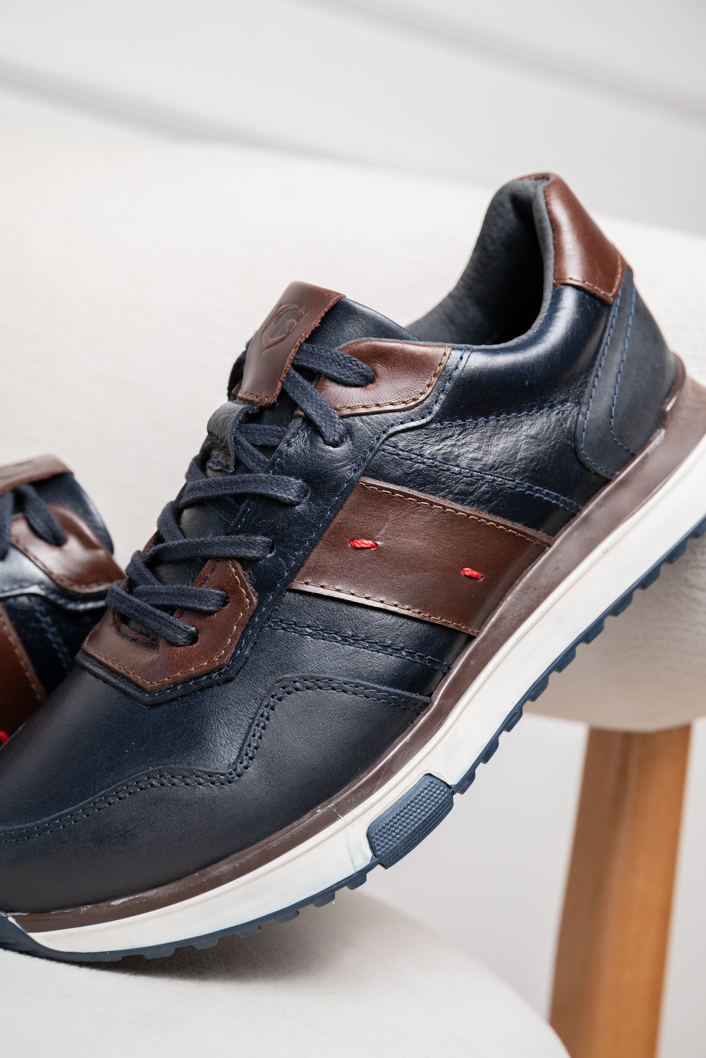 TENIS EN CUERO PARA HOMBRE  | RF : 313 CLK