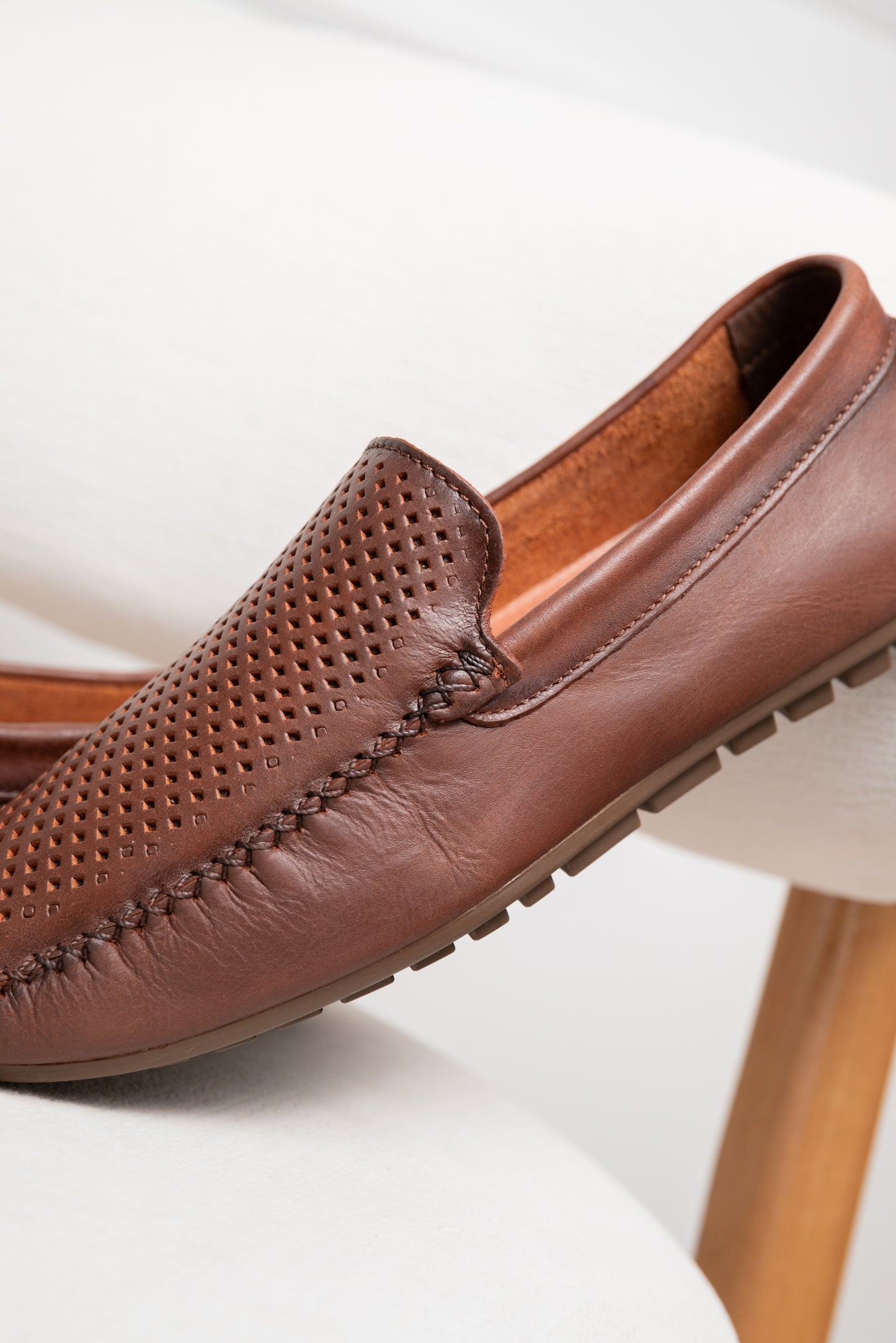 MOCASIN  EN CUERO PARA HOMBRE  | RF : 1000 - CAFE