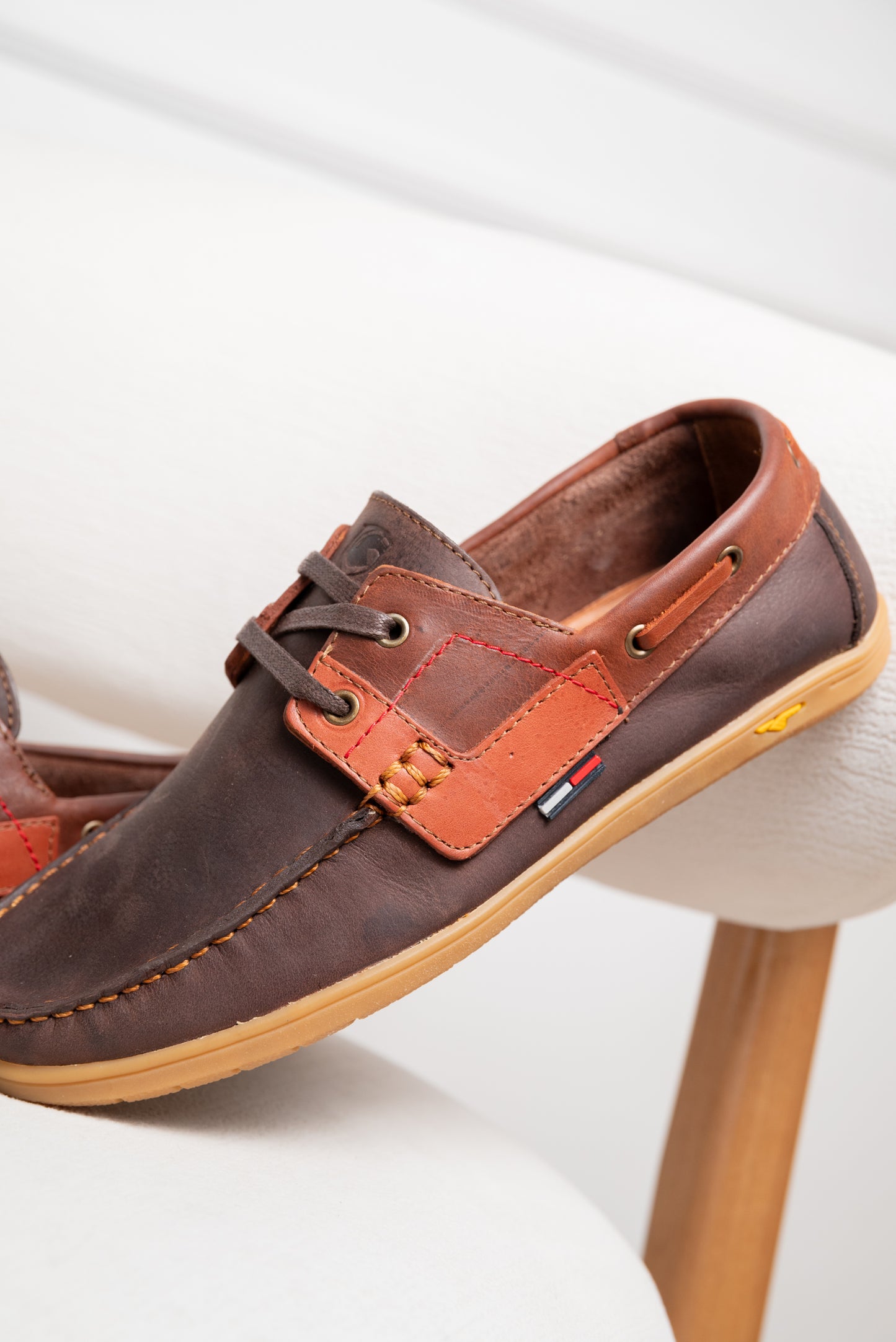 APACHE   EN CUERO PARA HOMBRE  | RF : 3024