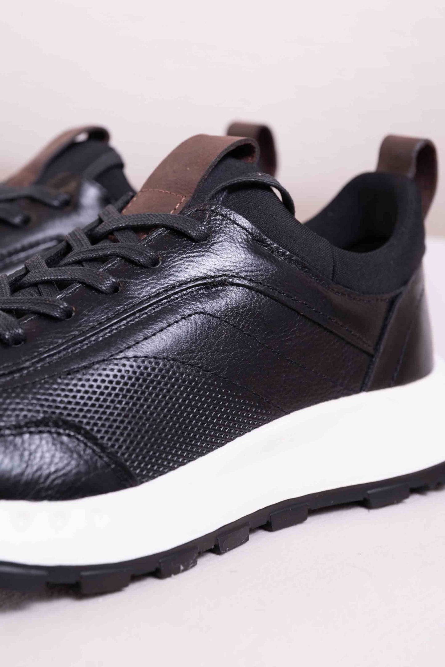 TENIS PARA HOMBRE |RF:BIZARRO SUPREMO-NEGRO - 3050