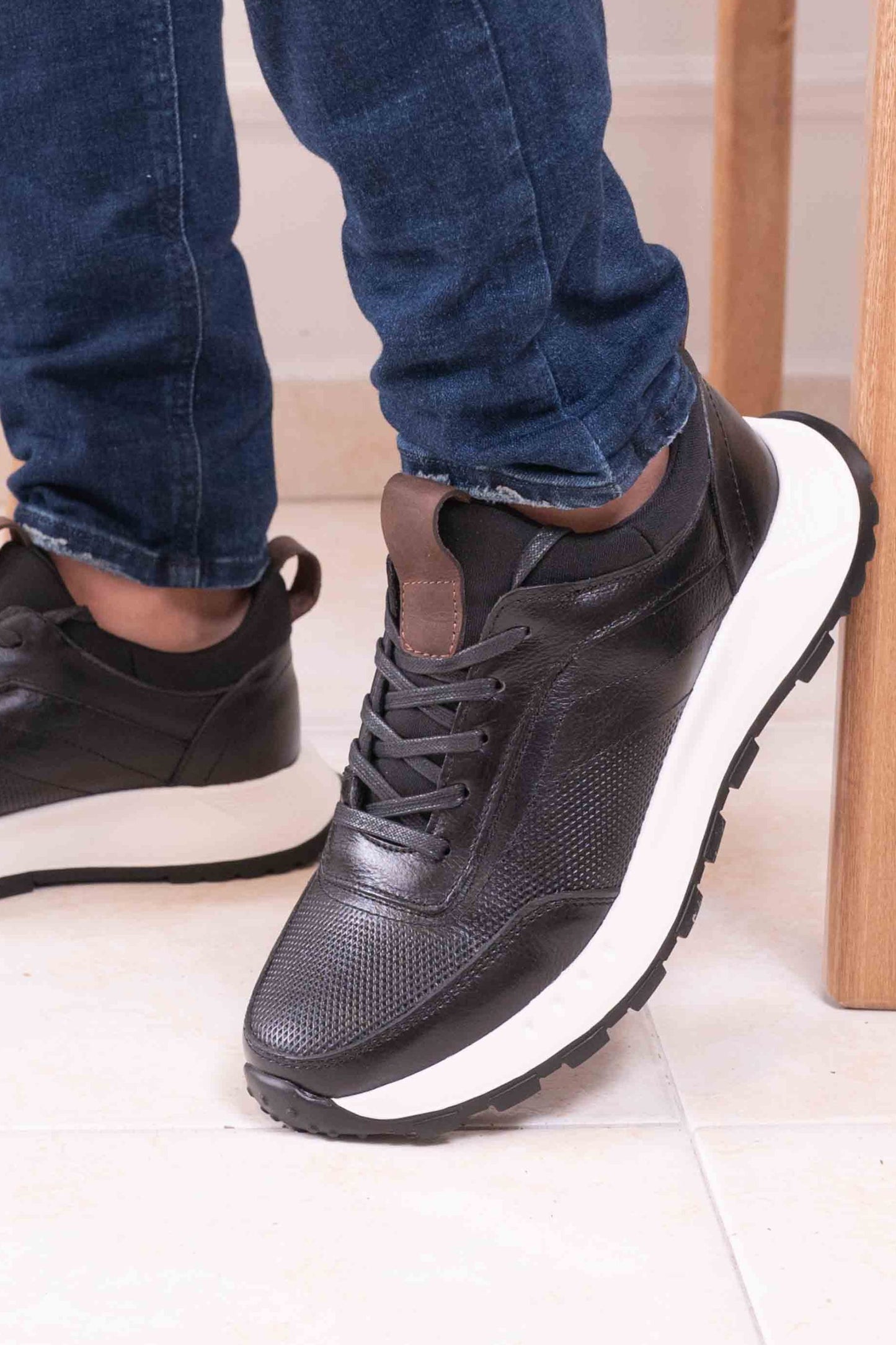 TENIS PARA HOMBRE |RF:BIZARRO SUPREMO-NEGRO - 3050
