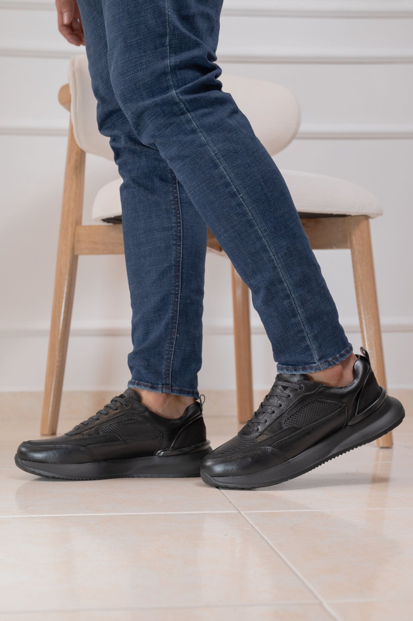 TENIS PARA HOMBRE EN CUERO|BIZARRO DOMINIO- NEGRO | RF : 3205
