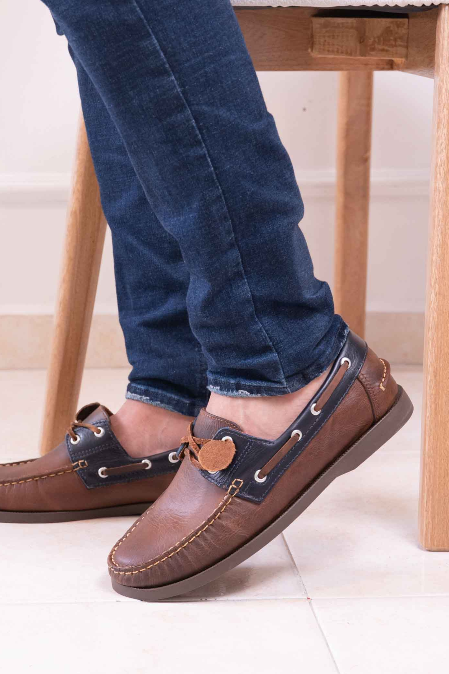 APACHES EN CUERO PARA HOMBRE |RF:BIZARRO TITAN - MIEL X AZUL