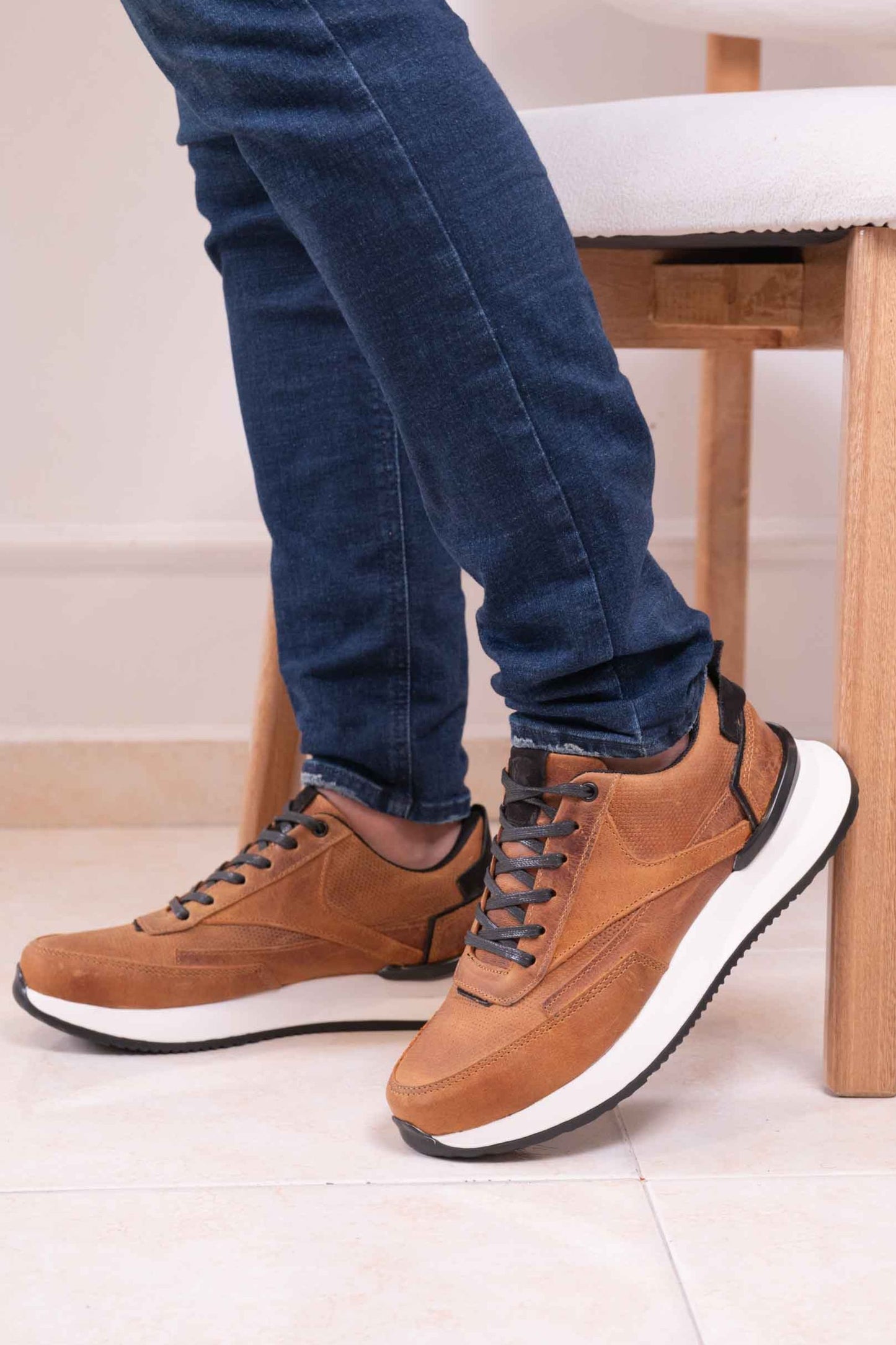 TENIS PARA HOMBRE EN CUERO | BIZARRO MOVE - MIEL -Rf : 3323