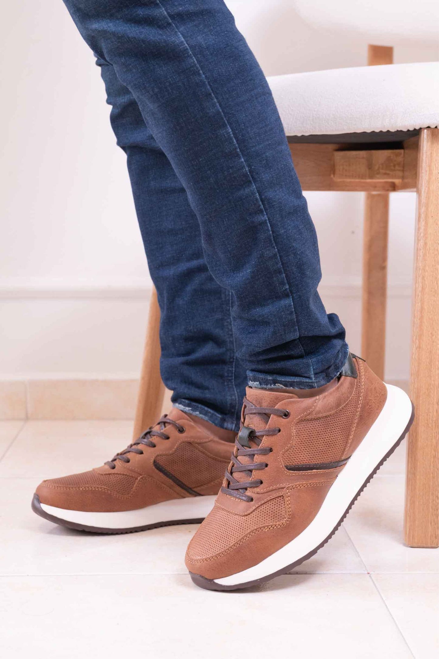 TENIS PARA HOMBRE EN CUERO|RF: BIZARRO GENTLEMAN-AVELLANA