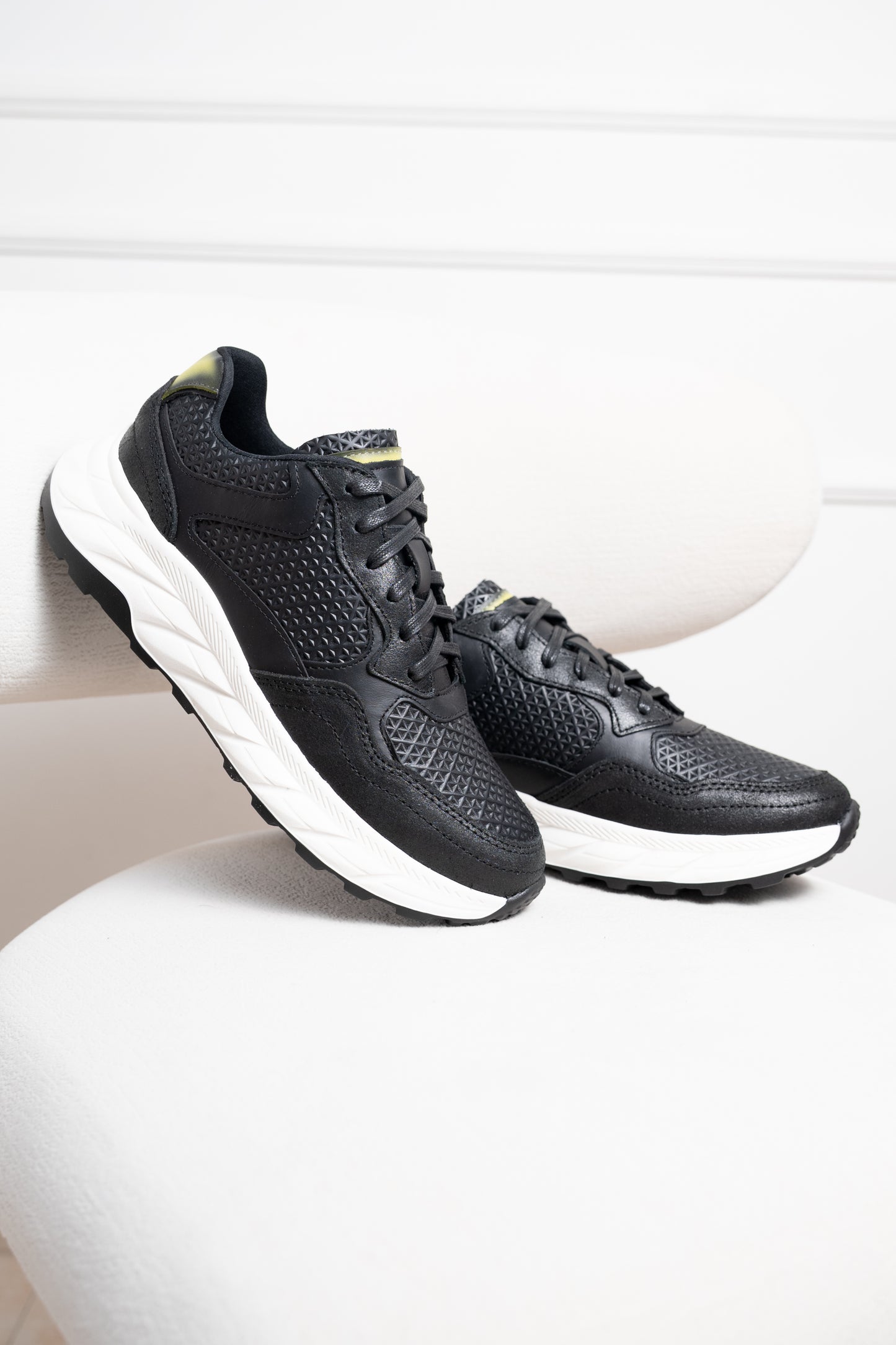 TENIS EN CUERO PARA HOMBRE | RF :TINJACA