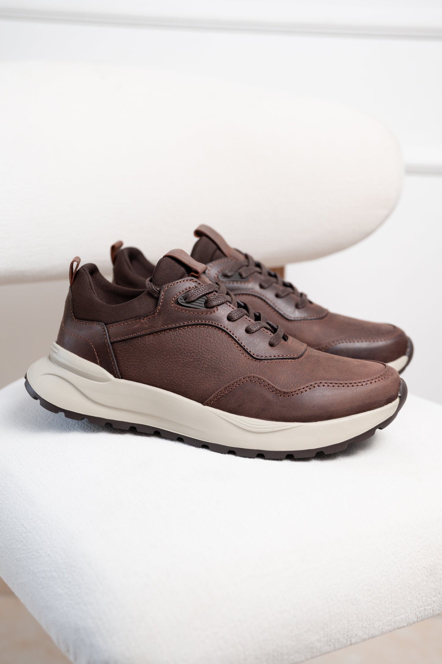 TENIS EN CUERO RUSTICO | RF :3308