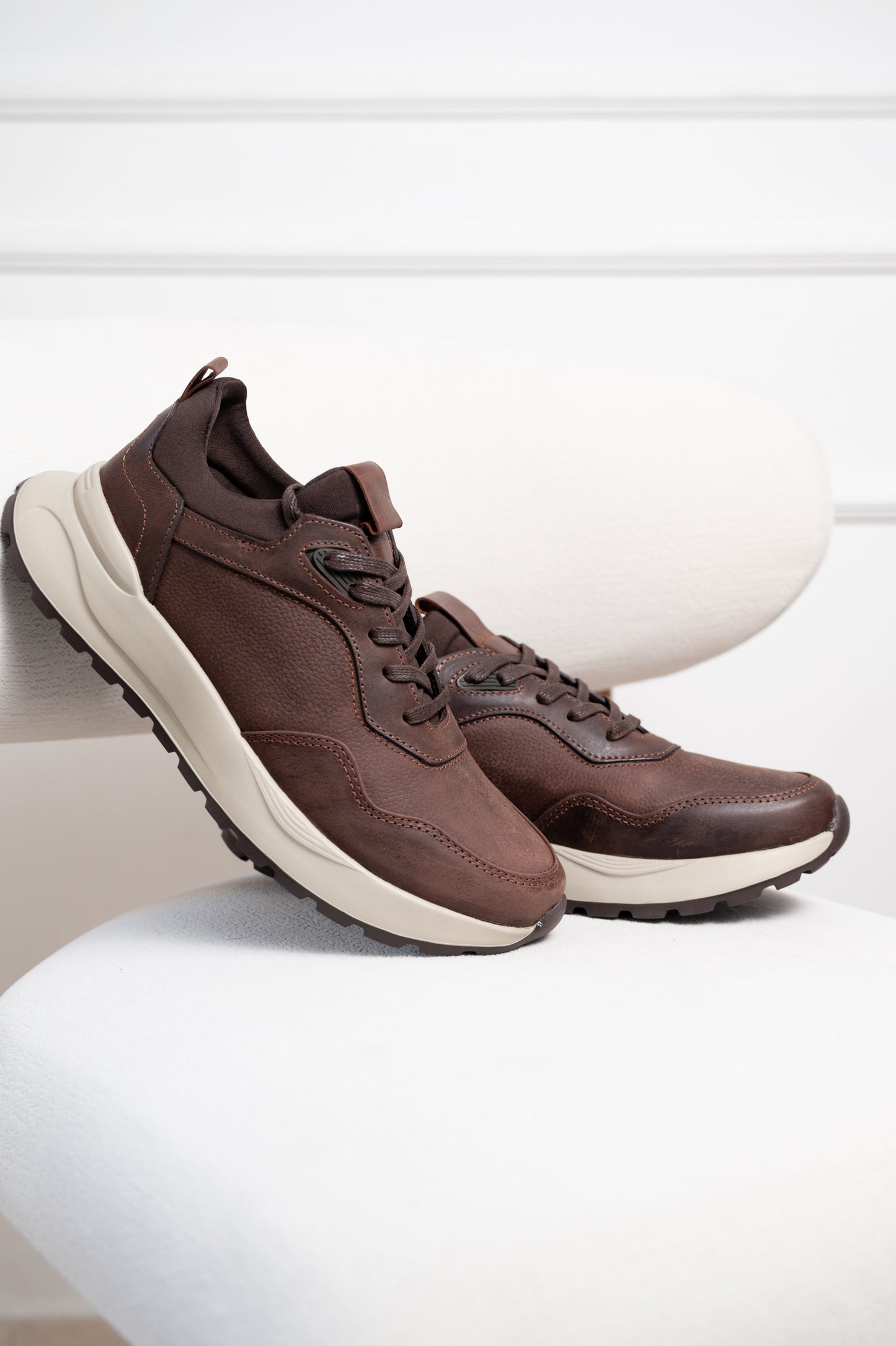 TENIS EN CUERO RUSTICO | RF :3308