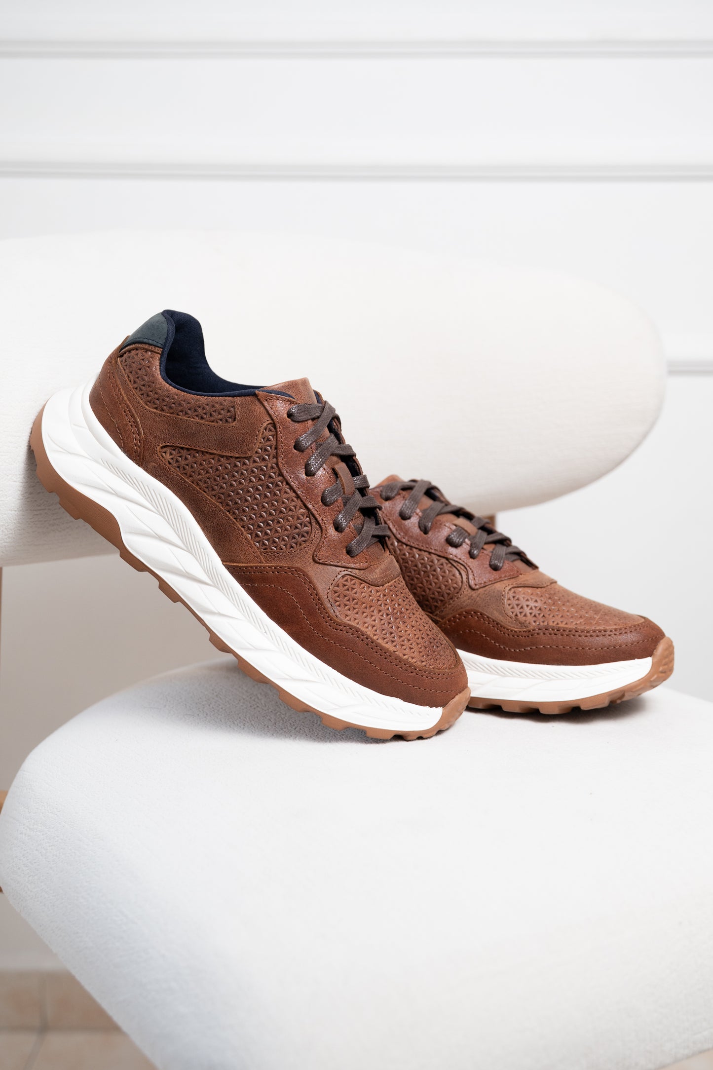 TENIS EN CUERO PARA HOMBRE | RF:TINJACA