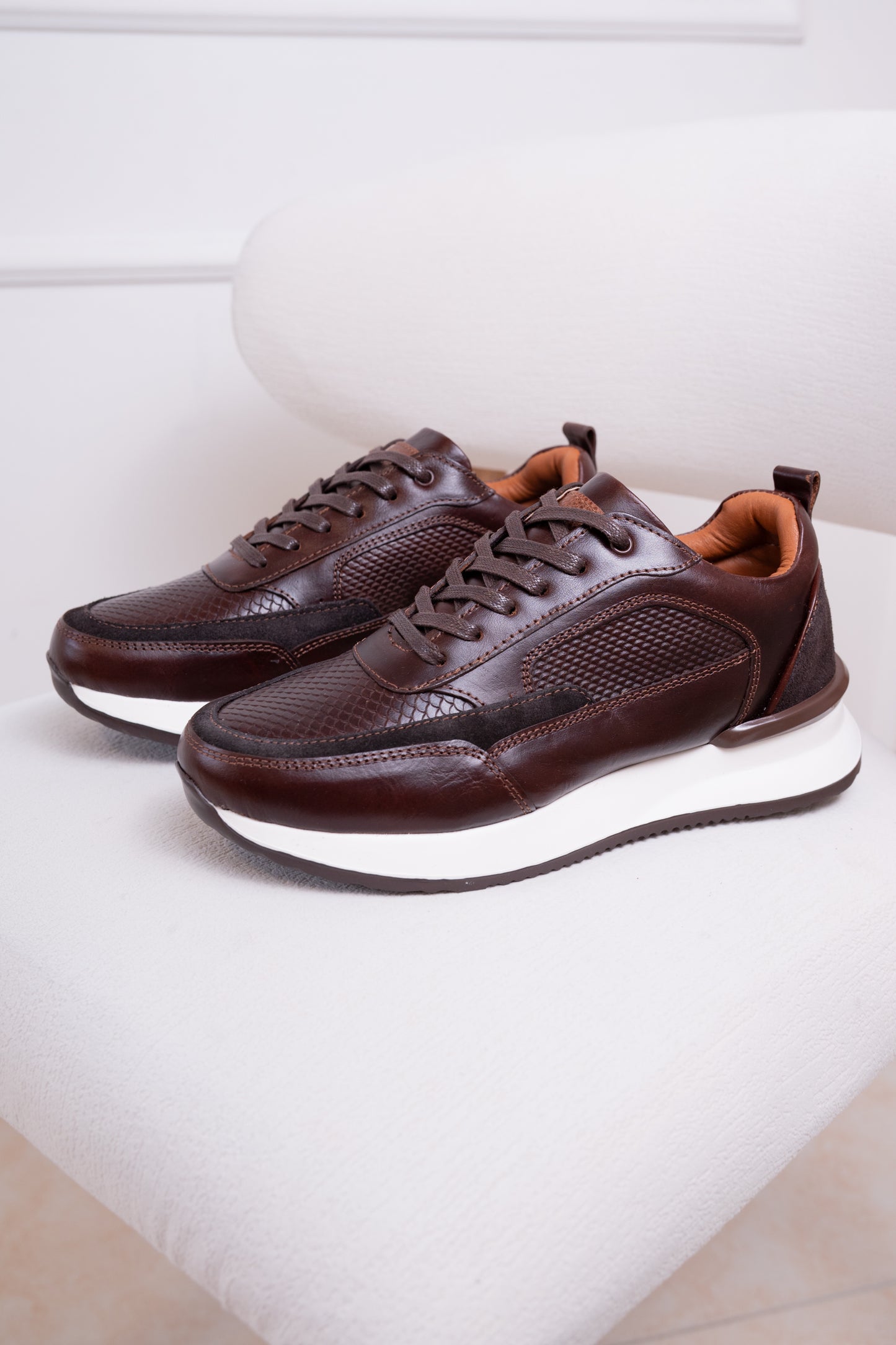 TENIS PARA HOMBRE EN CUERO|BIZARRO DOMINIO- CAFE | RF : 3205