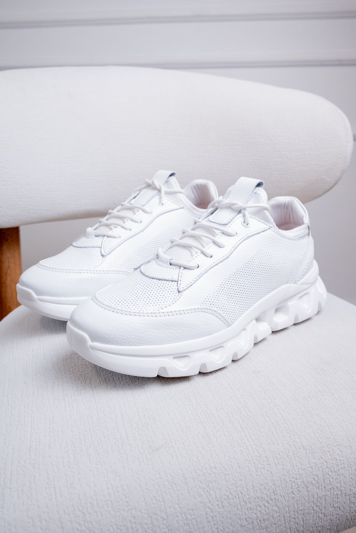 TENIS EN CUERO PARA HOMBRE RF: 402 -BLANCO