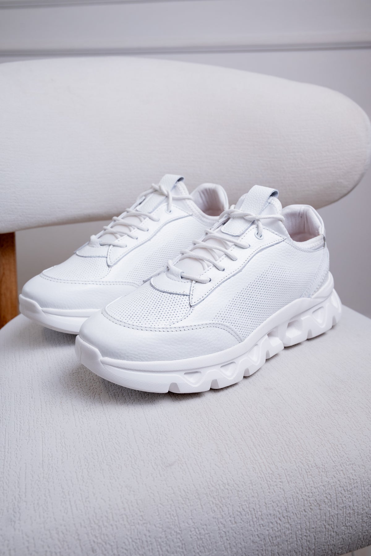 TENIS EN CUERO PARA HOMBRE RF: 402 -BLANCO
