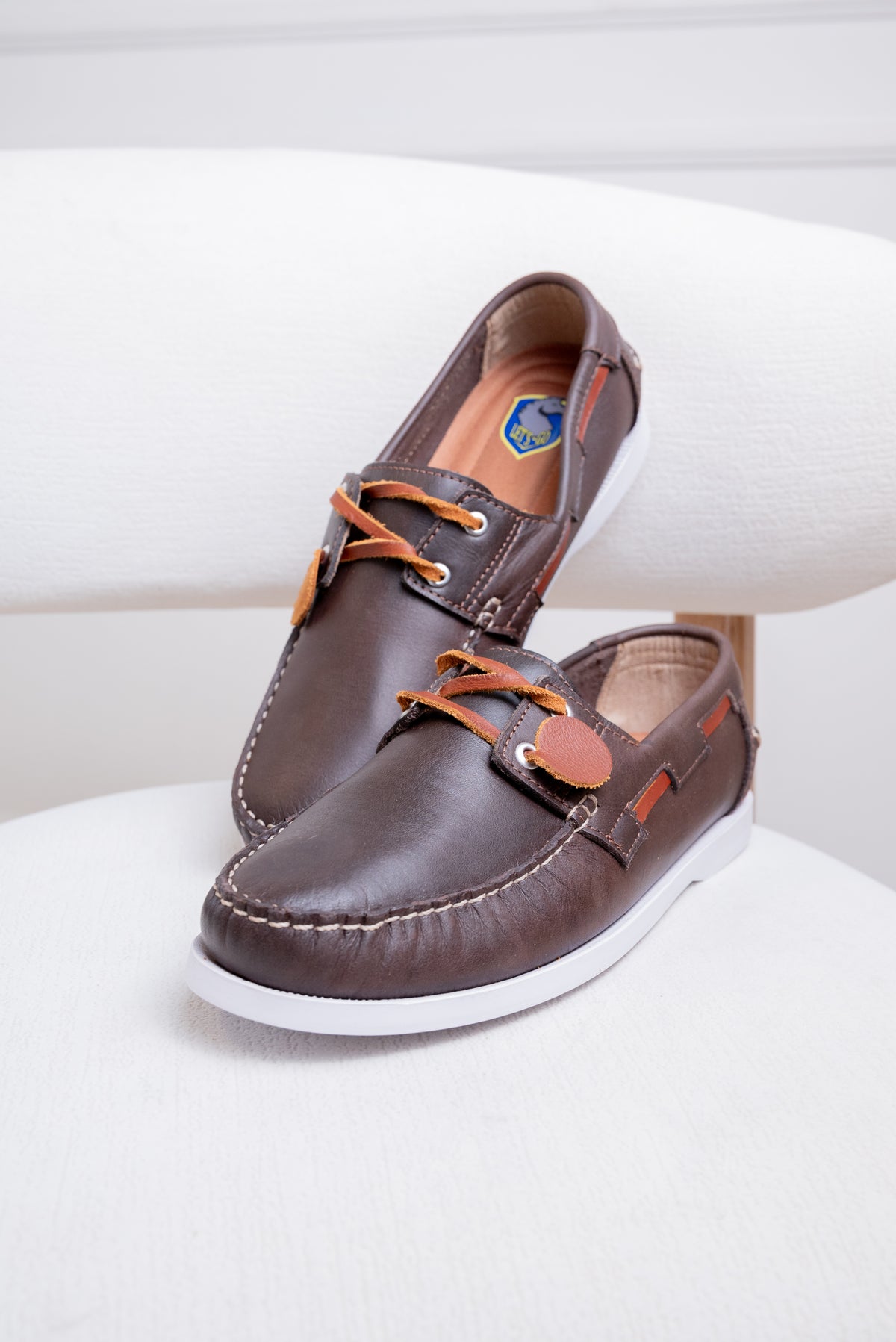 APACHES EN CUERO PARA HOMBRE |RF:BIZARRO TITAN - CAFE X BLANCO